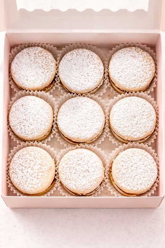 ✨ 09 Alfajores Box — Classic Favorite (Medium Box)